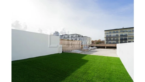 Apartamento T1 para Venda em Benfica