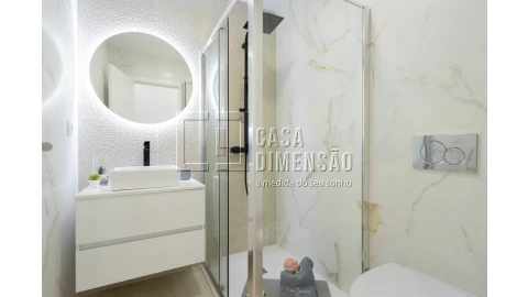 Apartamento T1 para Venda em Benfica