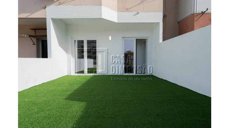Apartamento T1 para Venda em Benfica