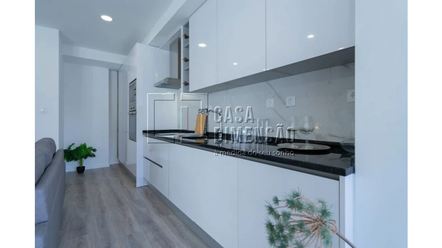 Apartamento T1 para Venda em Benfica Foto 24