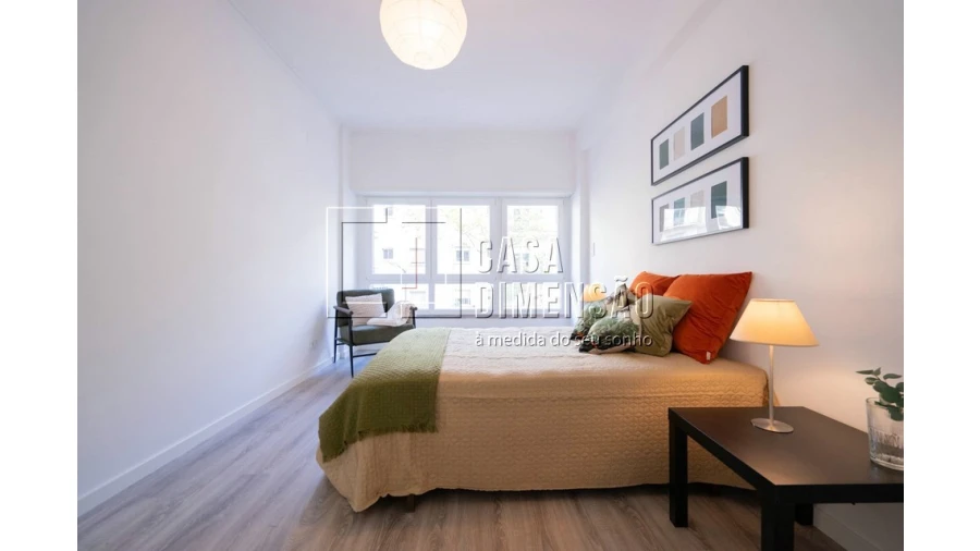Apartamento T1 para Venda em Benfica Foto 31