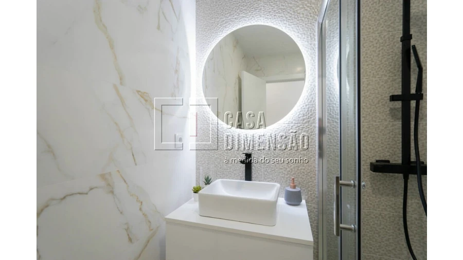 Apartamento T1 para Venda em Benfica Foto 43