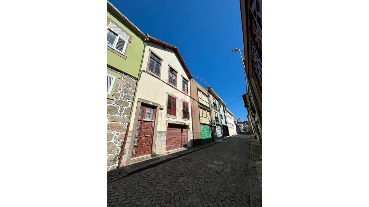 Moradia T3 para Venda em Cedofeita, Santo Ildefonso, Sé, Miragaia, São Nicolau e Vitória Foto 1
