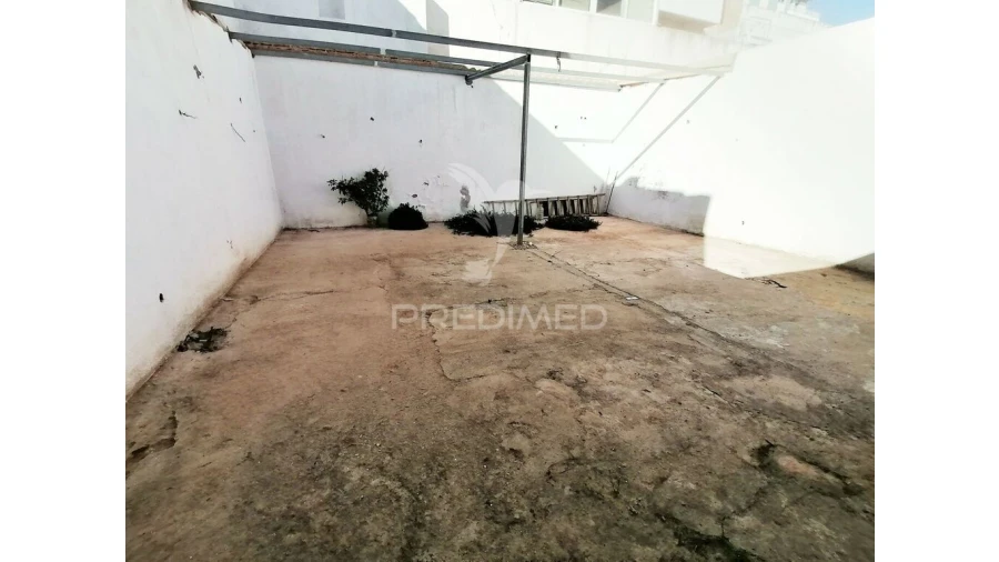 Moradia T2 para Venda em Olhão Foto 3