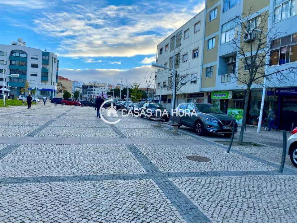 Escritório para Arrendamento em Laranjeiro e Feijó Foto 22
