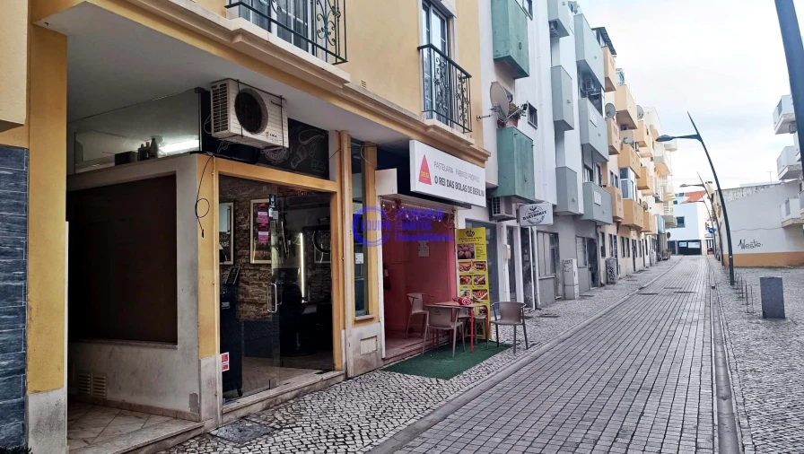 Negócio para Venda em Armação de Pera Foto 3