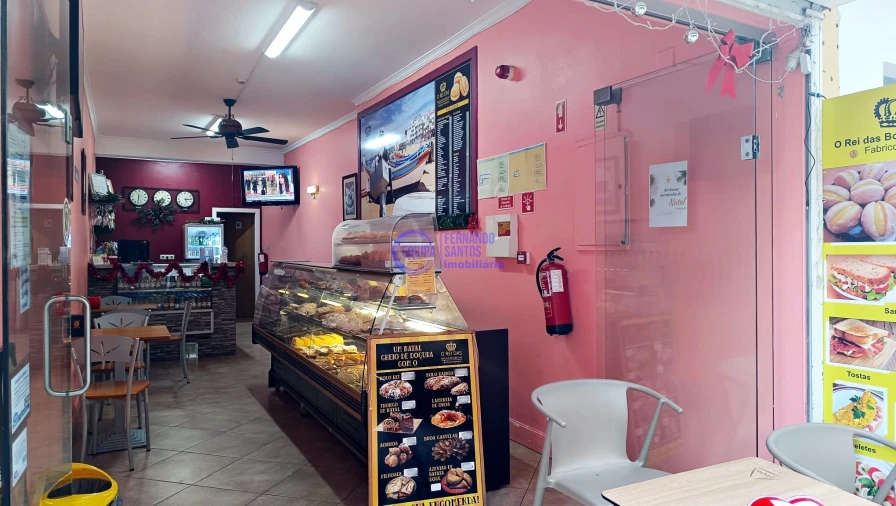 Negócio para Venda em Armação de Pera Foto 1