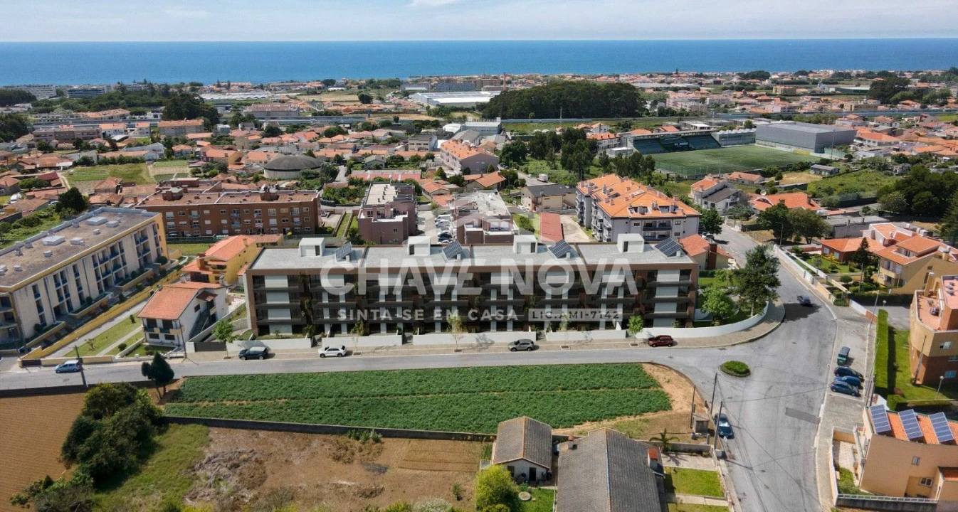 Apartamento T3 para Venda em Arcozelo Foto 2