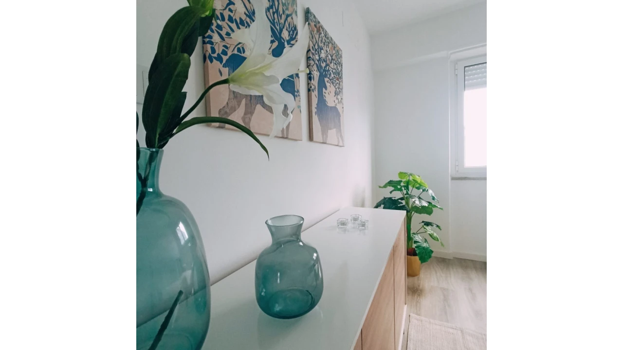 Apartamento T2 para Venda em São Domingos de Benfica Foto 4