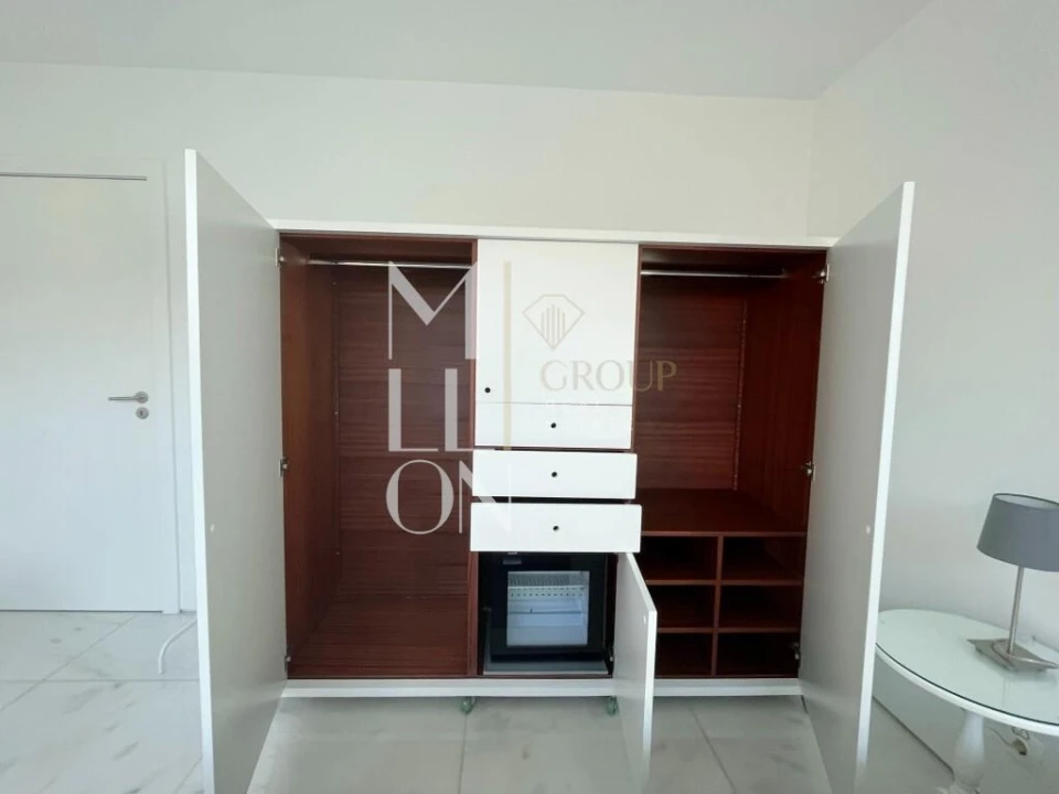 Moradia T6 para Venda em Lordelo do Ouro e Massarelos Foto 11
