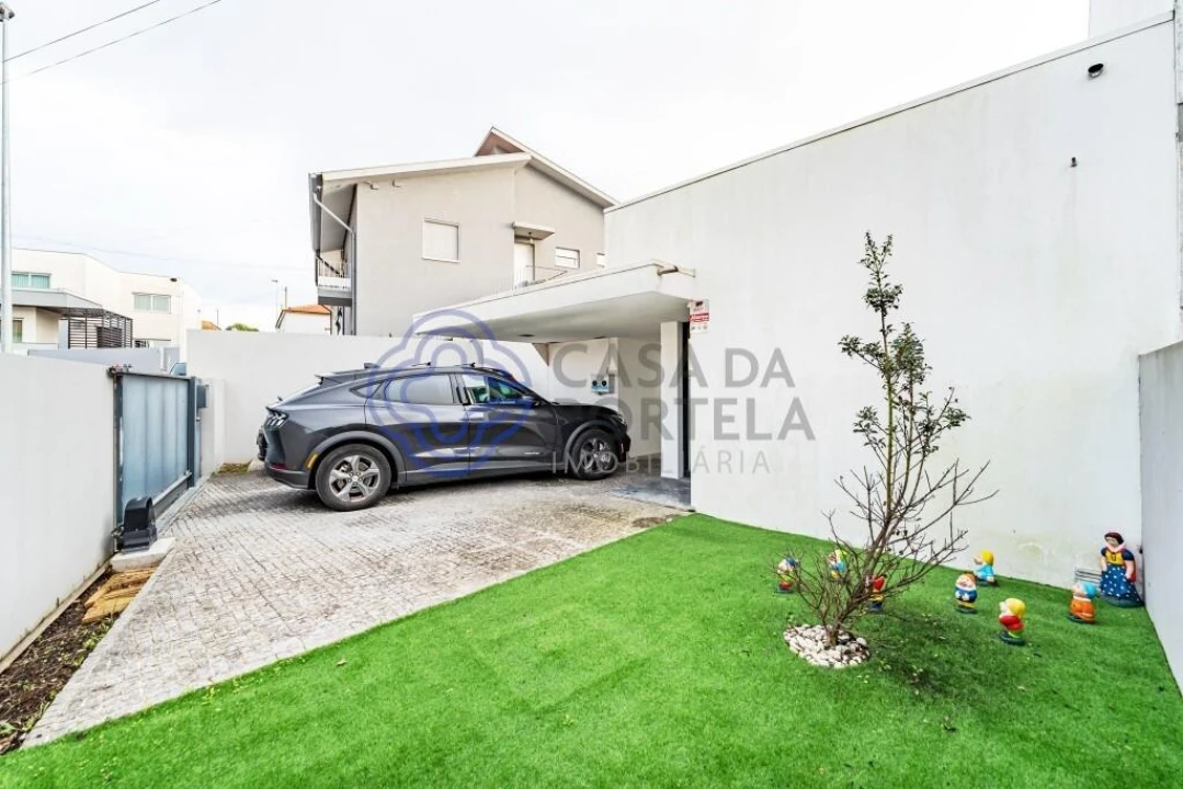 Moradia T4 para Venda em Matosinhos e Leça da Palmeira Foto 7