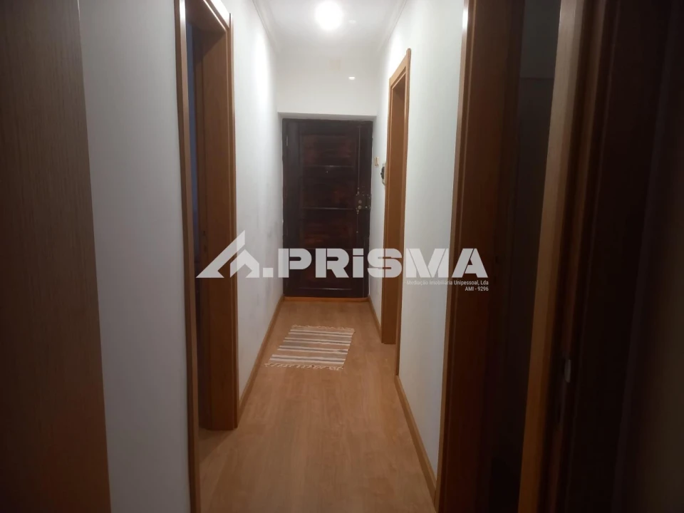 Apartamento T2 para Arrendamento em Castelo Branco Foto 4