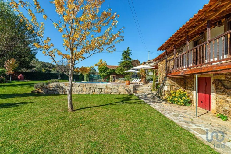 Moradia T5 para Venda em Avantos e Romeu Foto 3