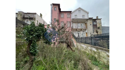 Prédio para Venda em Lordelo do Ouro e Massarelos