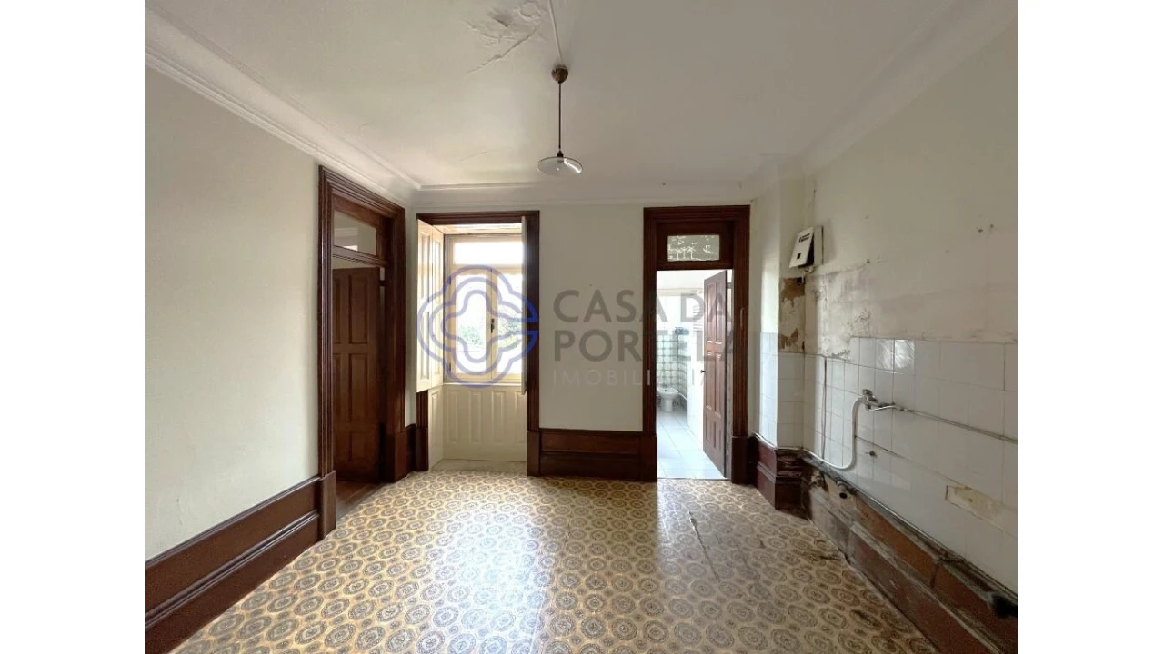 Prédio para Venda em Lordelo do Ouro e Massarelos Foto 7