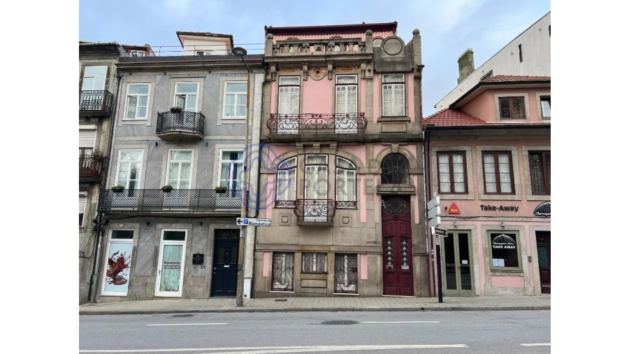 Prédio para Venda em Lordelo do Ouro e Massarelos