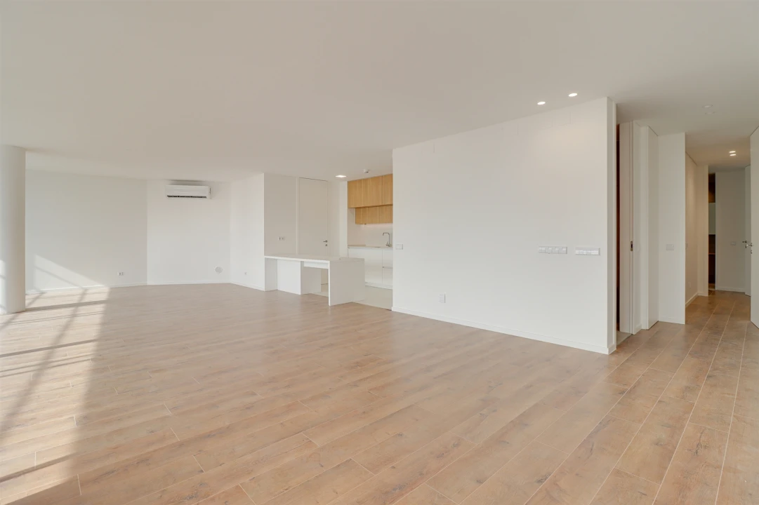 Apartamento T2 para Venda em Olhão Foto 12