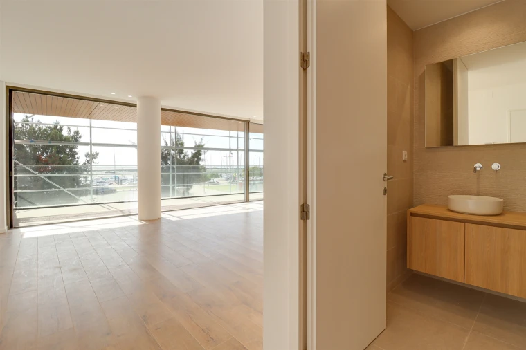 Apartamento T2 para Venda em Olhão Foto 25