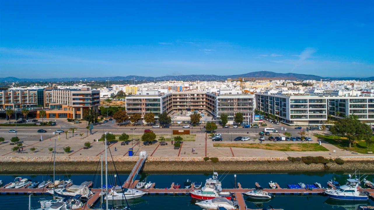 Apartamento T2 para Venda em Olhão Foto 5