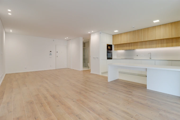 Apartamento T2 para Venda em Olhão Foto 22