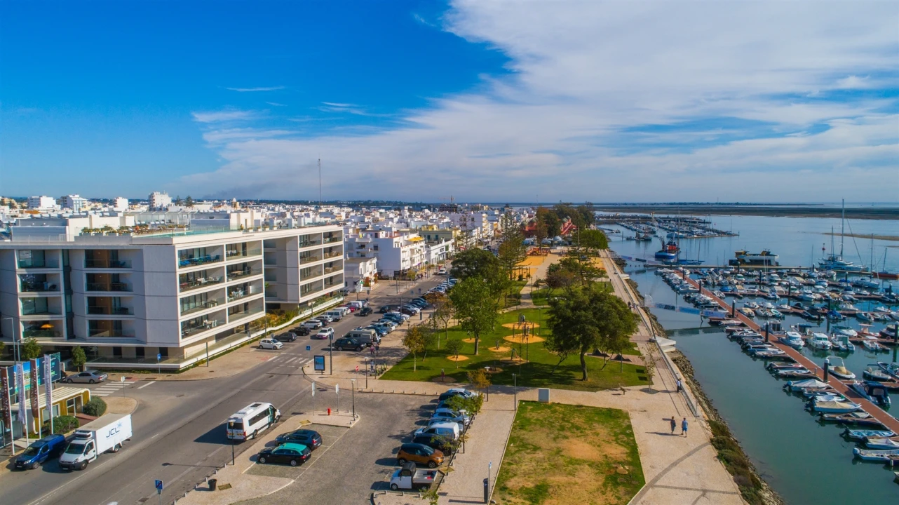 Apartamento T2 para Venda em Olhão Foto 3