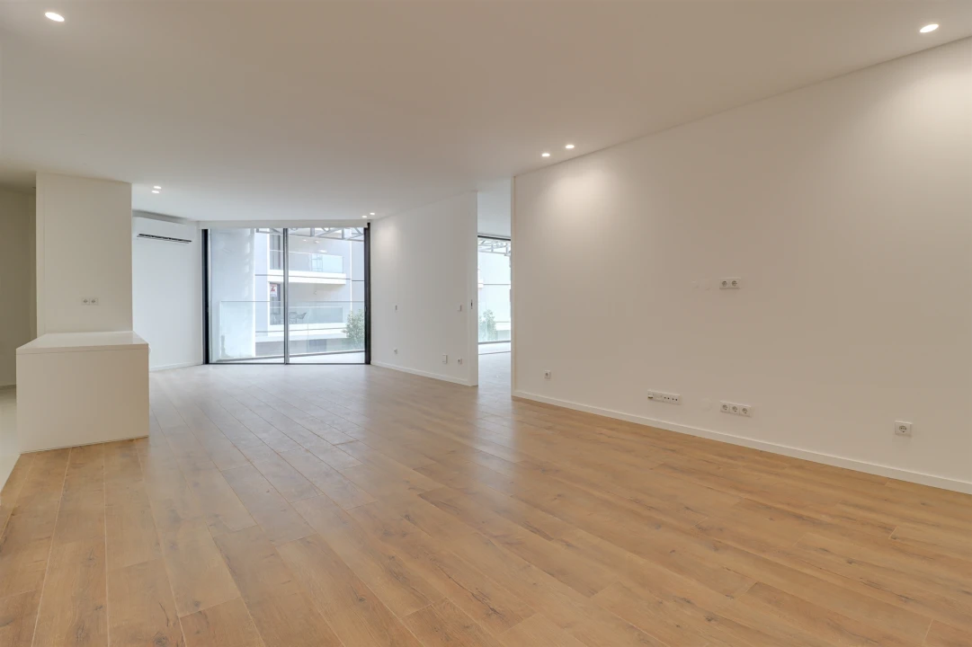 Apartamento T2 para Venda em Olhão Foto 17