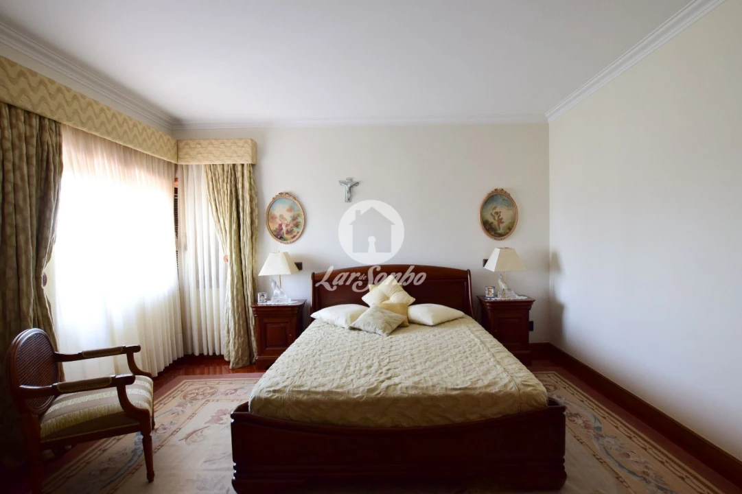 Moradia T4 para Venda em Ribeirão Foto 19