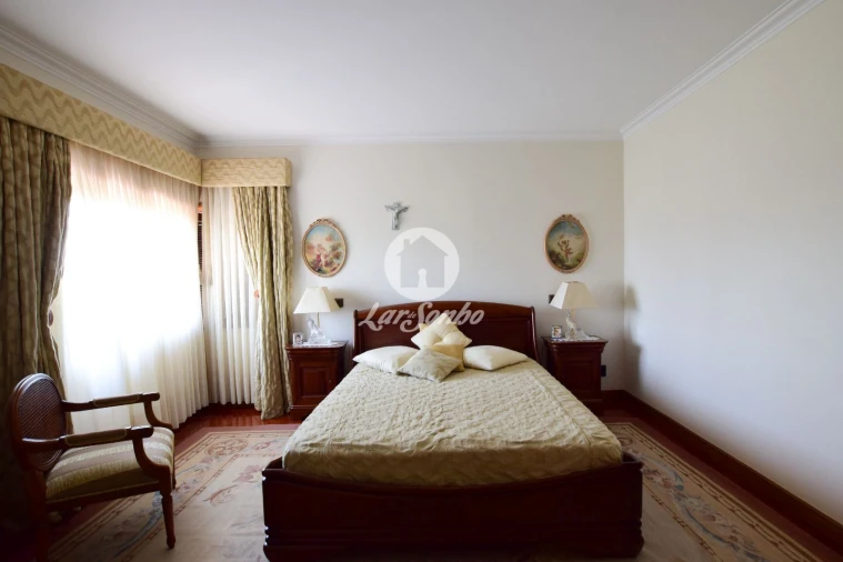 Moradia T4 para Venda em Ribeirão Foto 19