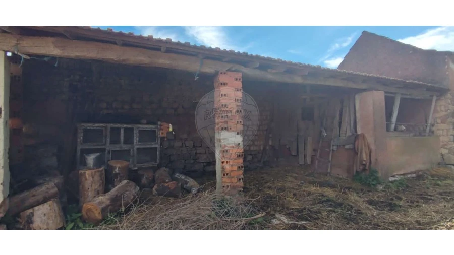 Moradia T3 para Venda em Alcobertas Foto 11