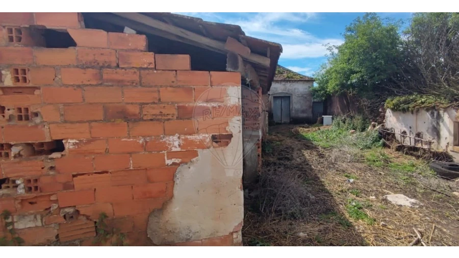 Moradia T3 para Venda em Alcobertas Foto 6