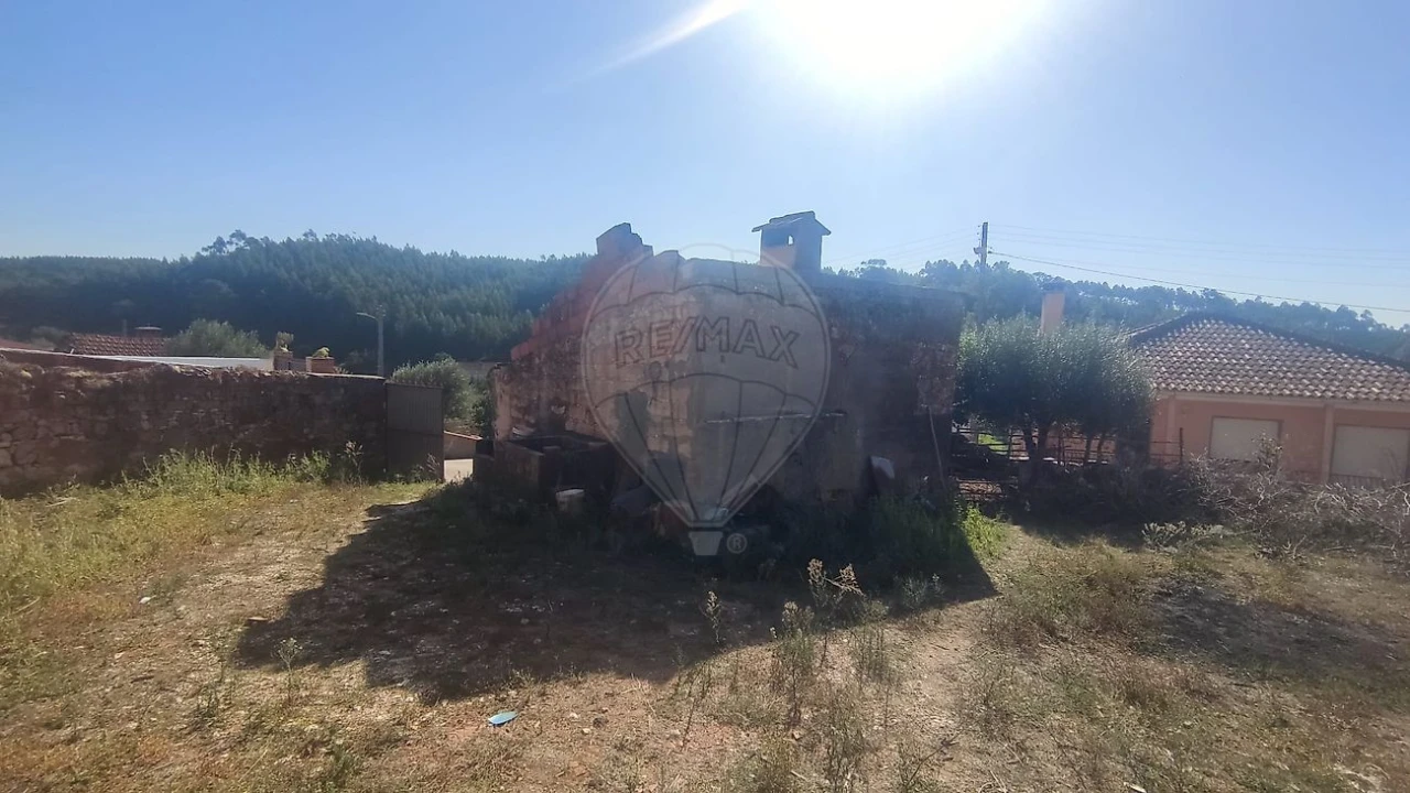 Moradia T2 para Venda em Alcobertas Foto 22