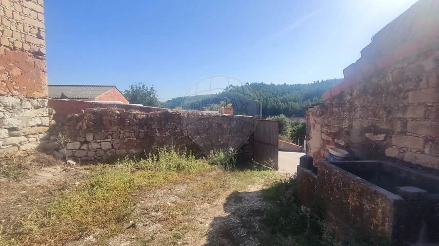 Moradia T2 para Venda em Alcobertas Foto 15