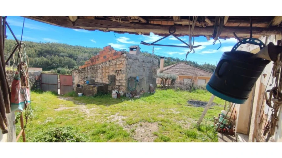 Moradia T2 para Venda em Alcobertas Foto 6