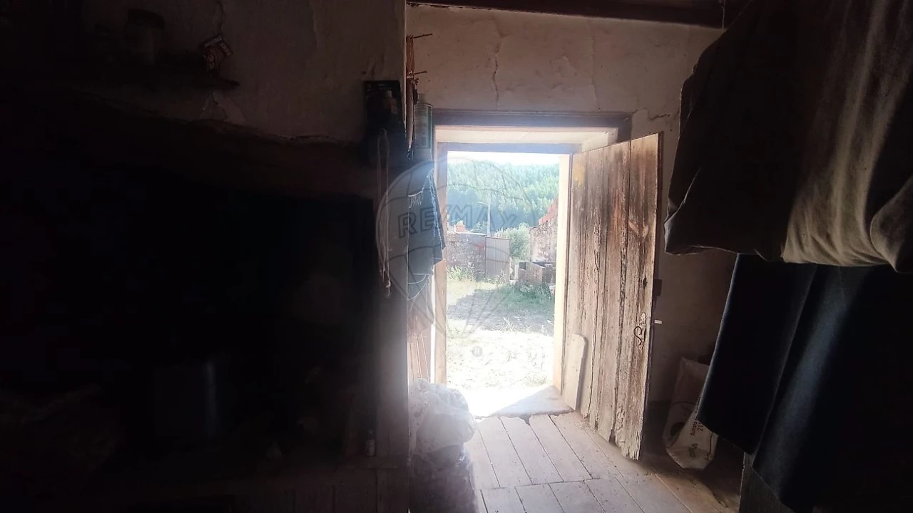 Moradia T2 para Venda em Alcobertas Foto 21