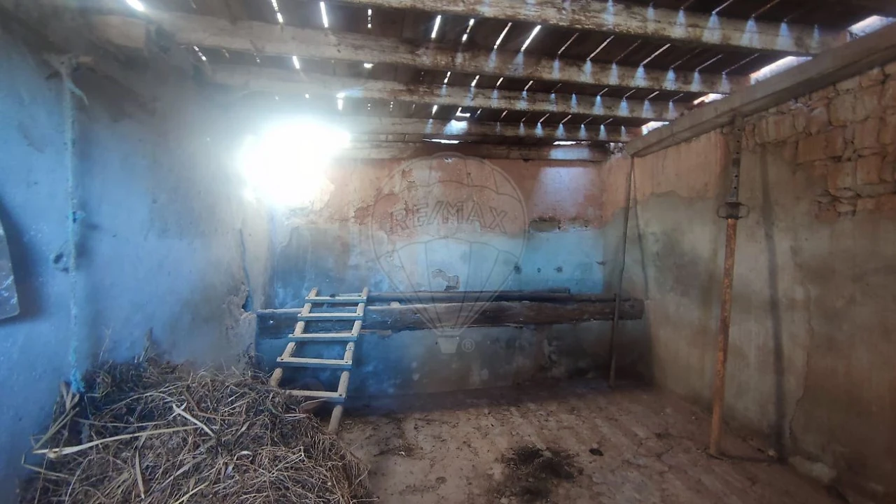 Moradia T2 para Venda em Alcobertas Foto 16