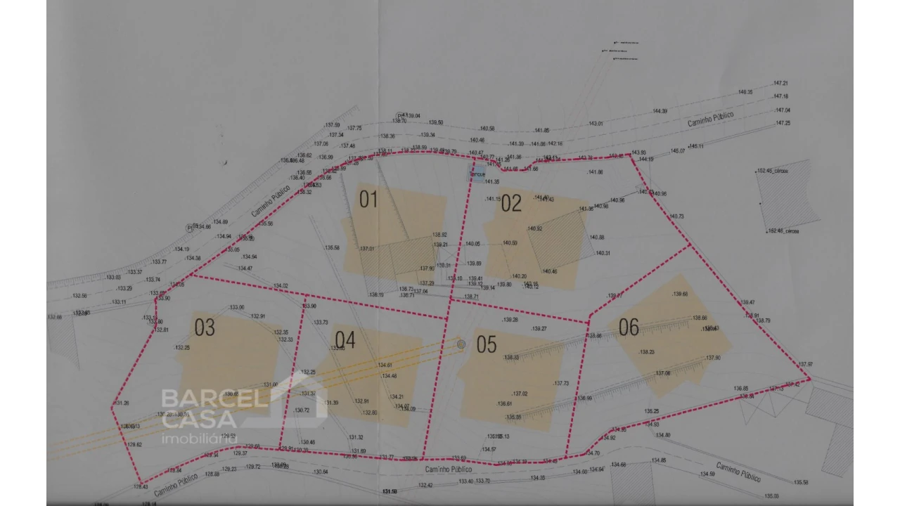 Terreno para Venda em Vila Cova e Feitos Foto 8