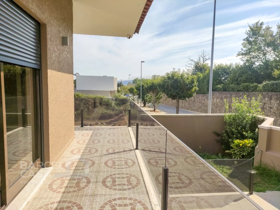 Moradia T4 para Venda em Abade de Neiva Foto 17