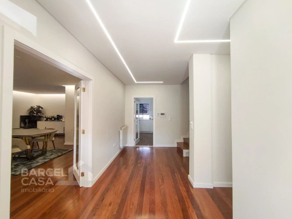 Moradia T4 para Venda em Abade de Neiva Foto 19