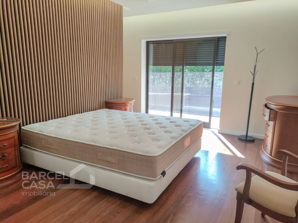 Moradia T4 para Venda em Abade de Neiva Foto 30