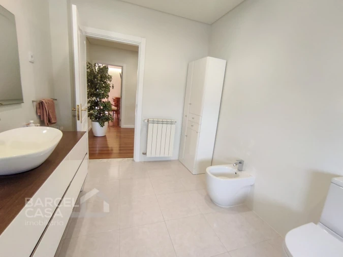 Moradia T4 para Venda em Abade de Neiva Foto 23