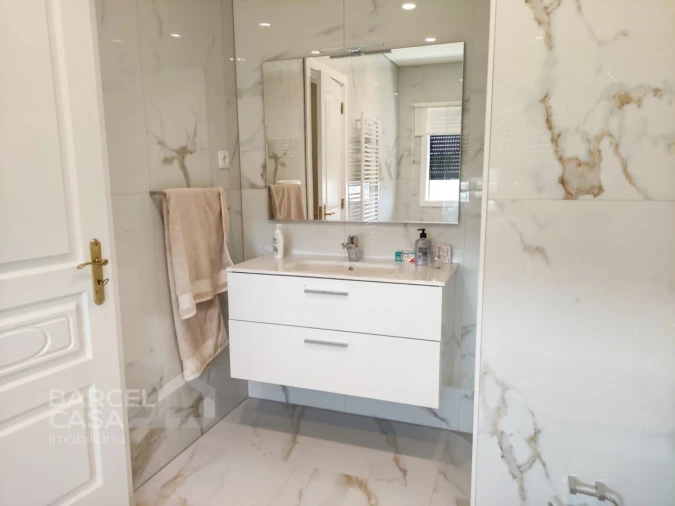 Moradia T4 para Venda em Abade de Neiva Foto 28