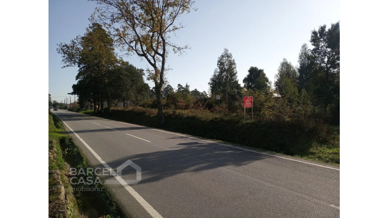 Terreno para Venda em Barroselas e Carvoeiro Foto 1