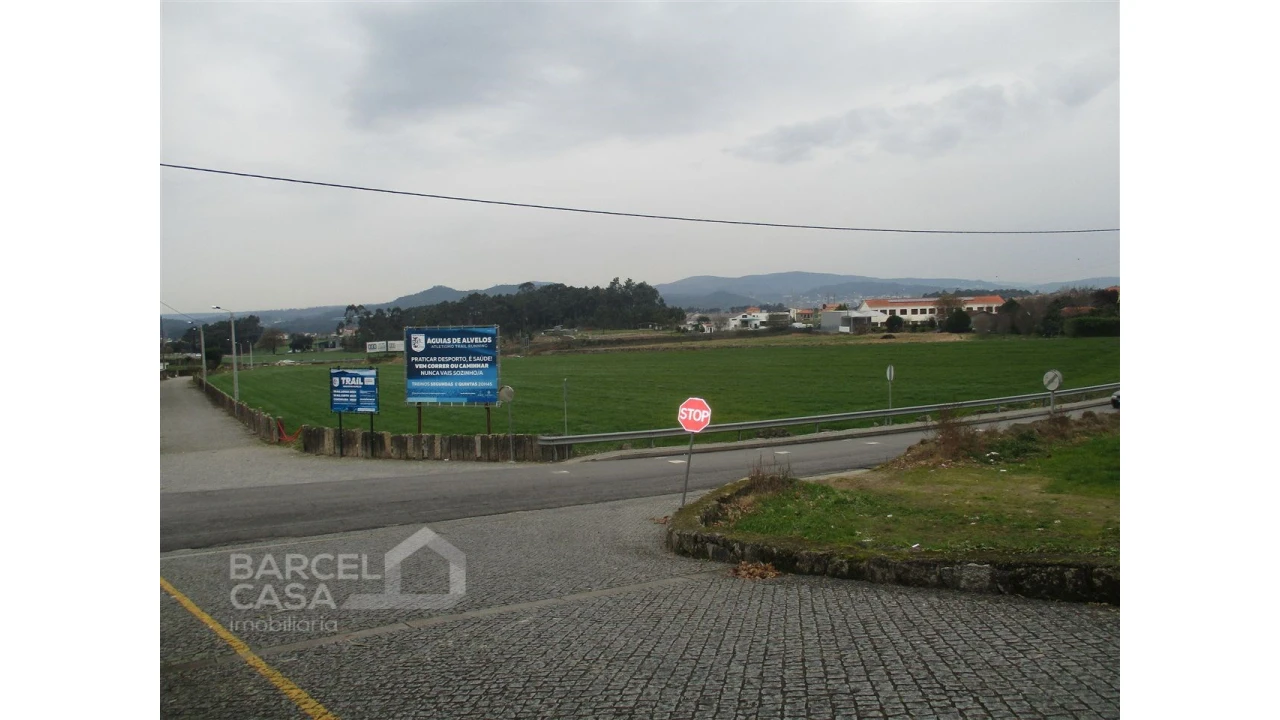 Terreno para Venda em Alvelos Foto 5
