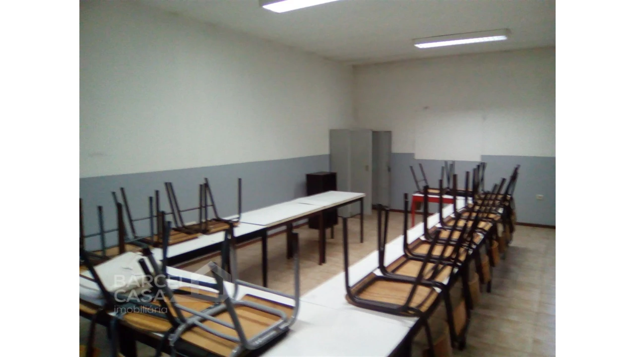 Armazém para Venda em Carvalhal Foto 8