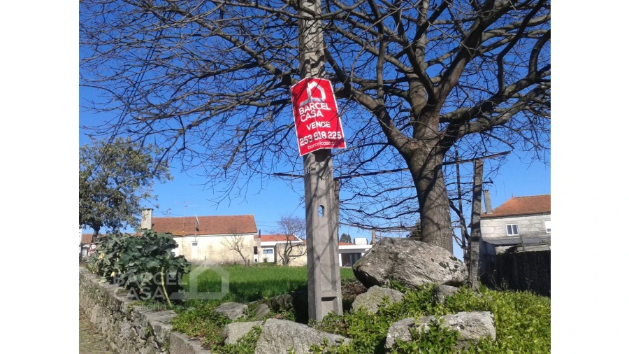 Terreno para Venda em Chorente, Góios, Courel, Pedra Furada e Gueral Foto 1