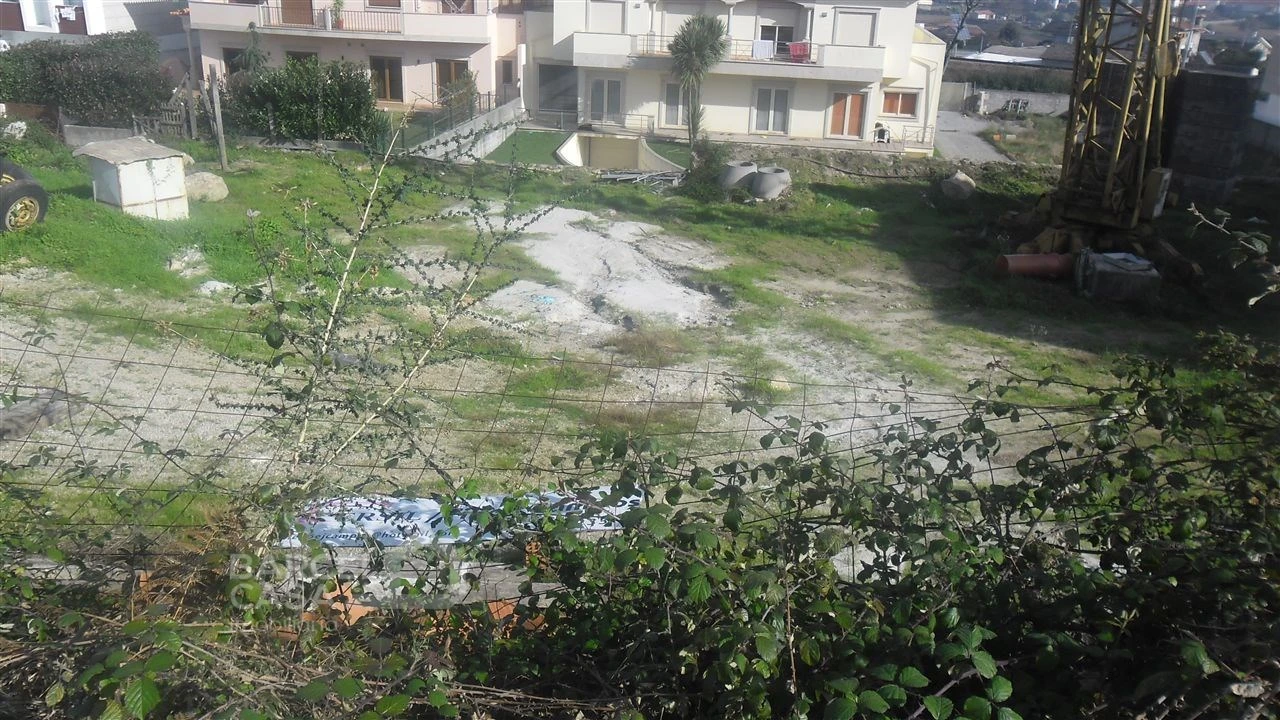 Terreno para Venda em Gamil e Midões Foto 3