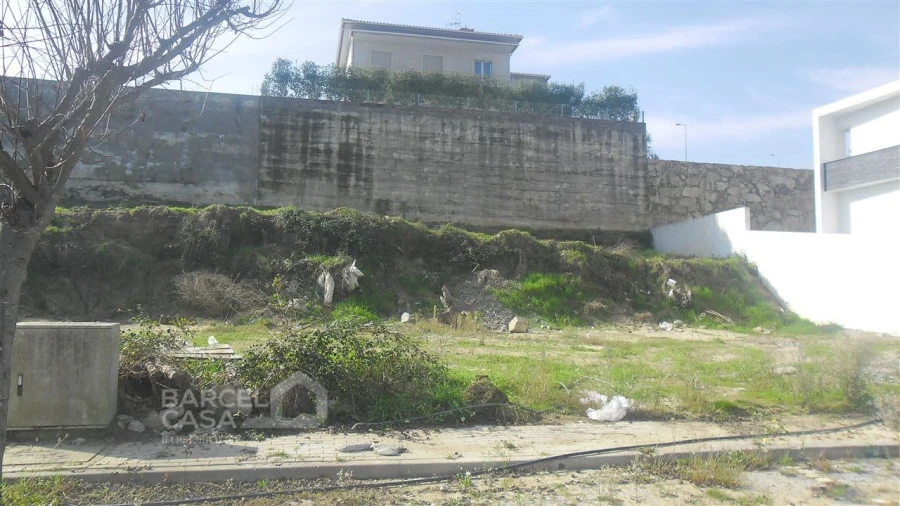 Terreno para Venda em Gamil e Midões Foto 4