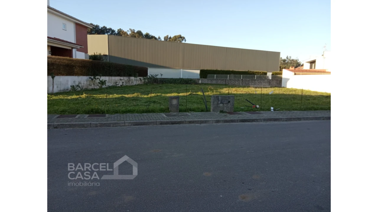 Terreno para Venda em Adães Foto 1