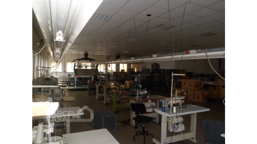 Armazém para Venda em Galegos (Santa Maria)