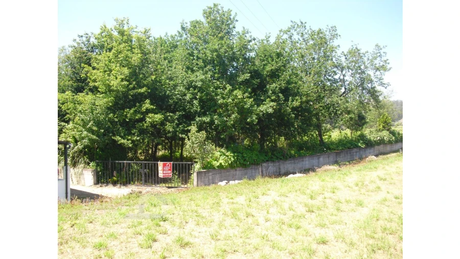 Terreno para Venda em Perelhal Foto 3